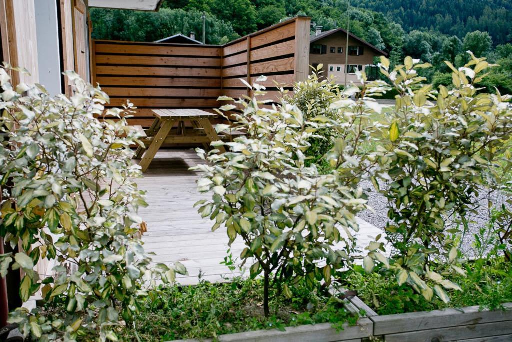 Appartement nature Thônes Extérieur photo